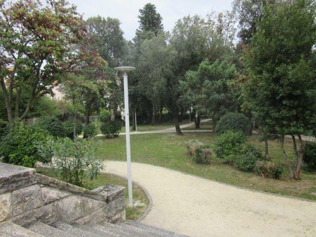 Apartment Simply Rodin Kastela Exterior photo